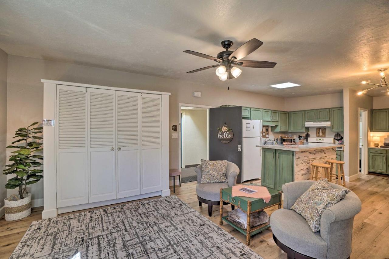 Central Williams Studio With Fireplace On Route 66! Apartment Exterior photo